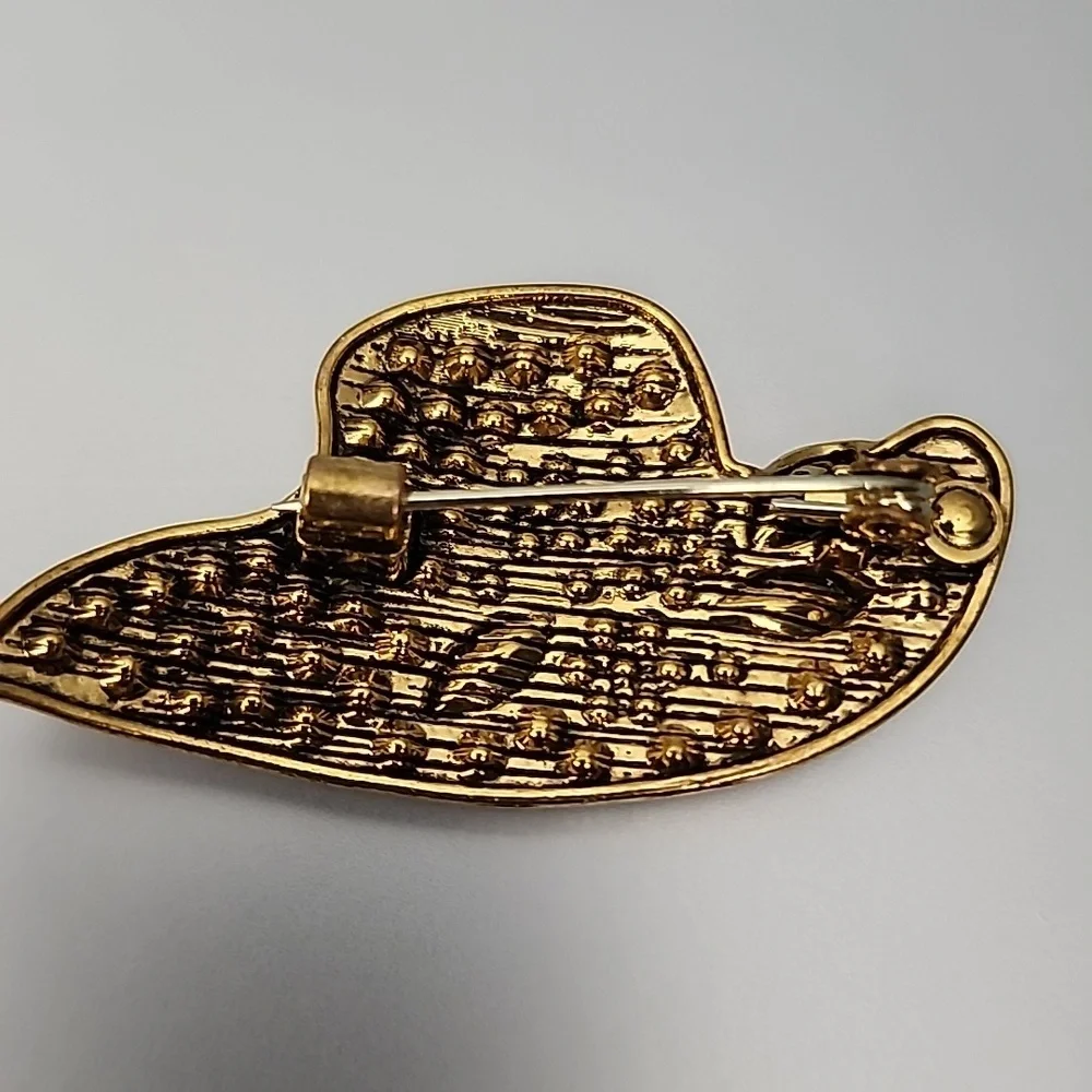 Fancy Hat brooch Loaded With Simulated Rubies,decorated With A Floral Ge…